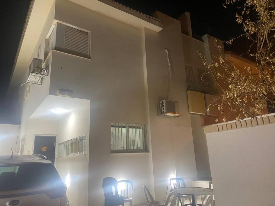 Sima Place Apartment Petach Tikva Luaran gambar