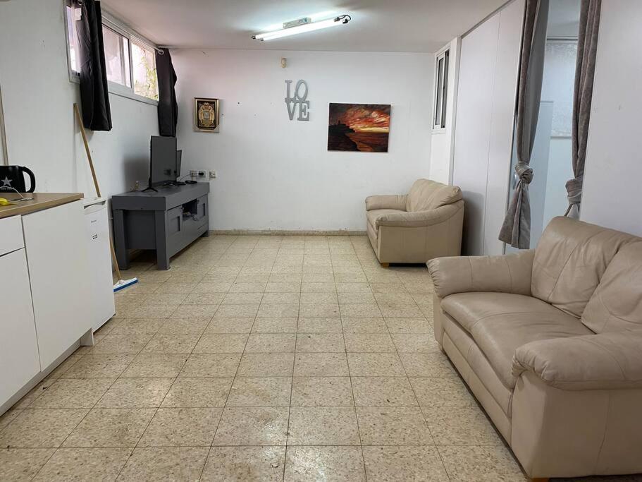 Sima Place Apartment Petach Tikva Luaran gambar
